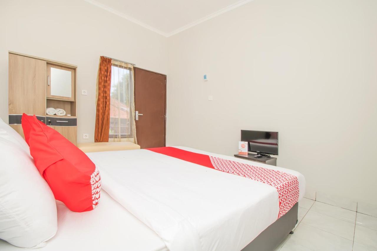 Hotel Oyo 2984 Berlian House Ungasan Jimbaran Esterno foto