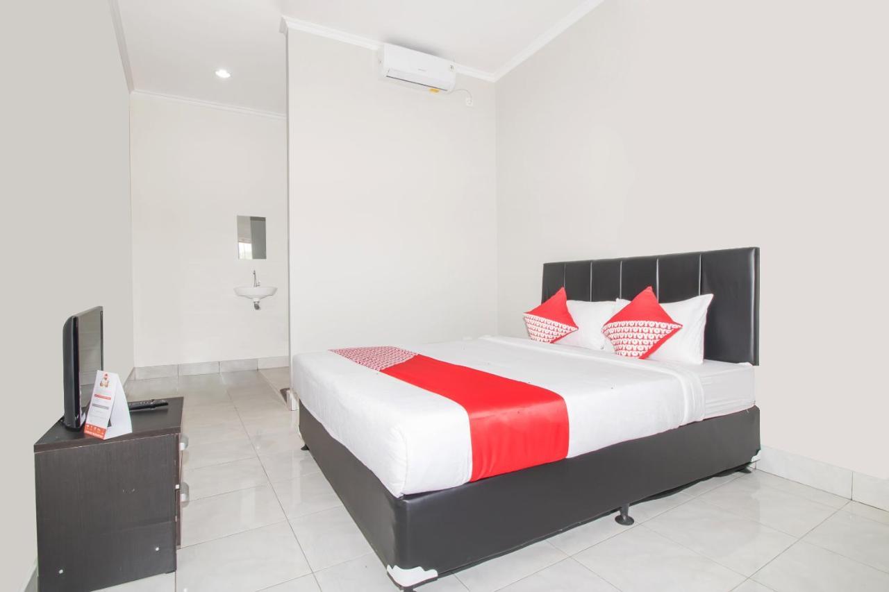 Hotel Oyo 2984 Berlian House Ungasan Jimbaran Esterno foto
