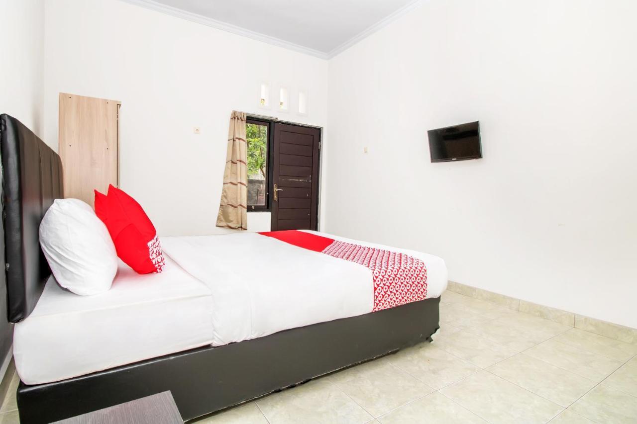 Hotel Oyo 2984 Berlian House Ungasan Jimbaran Esterno foto